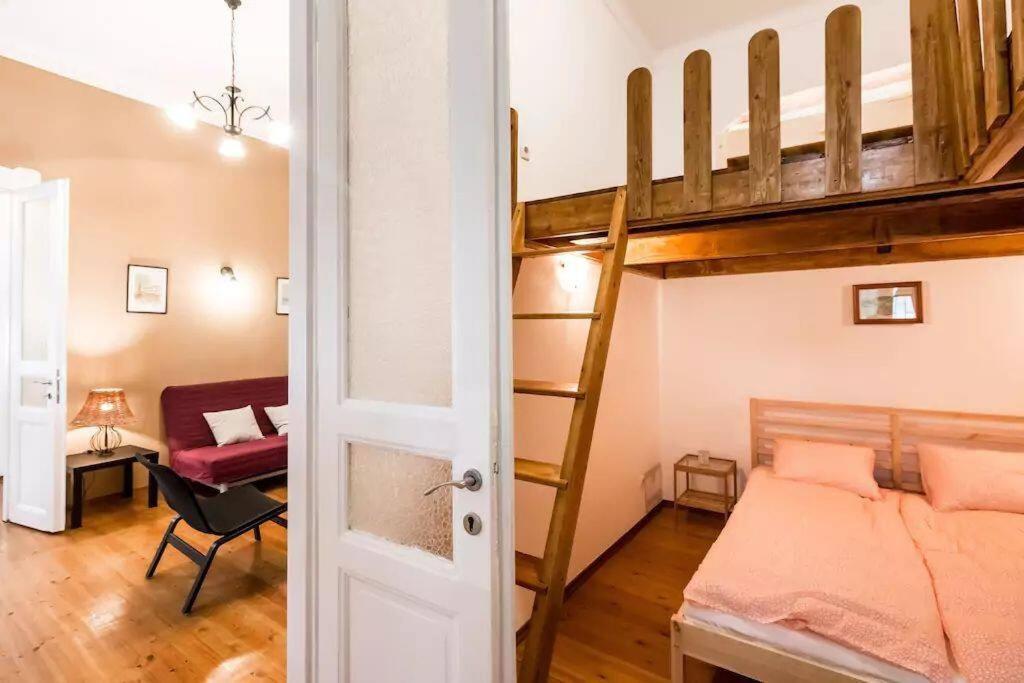 Quiet Apartment Just 10 Minutes From The Center Budapest Eksteriør bilde